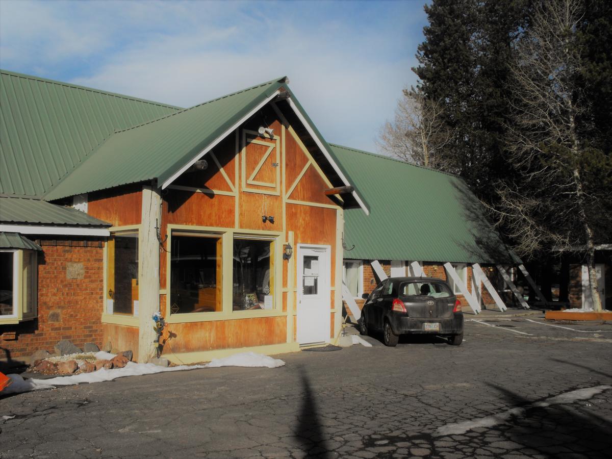 Eagle Crater Lake Inn Кимълт Екстериор снимка