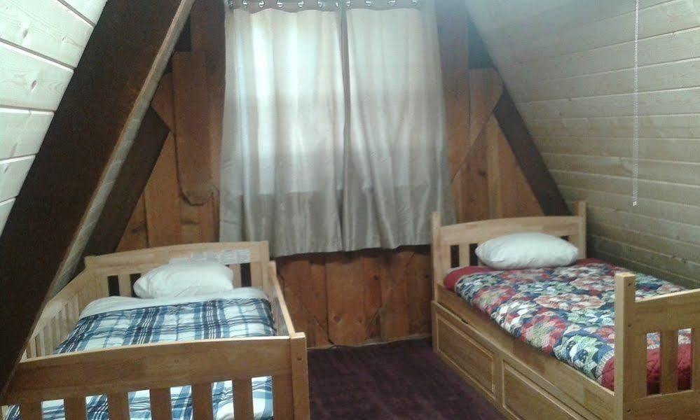 Eagle Crater Lake Inn Кимълт Екстериор снимка